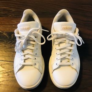Women’s Adidas Cloudfoam sneakers